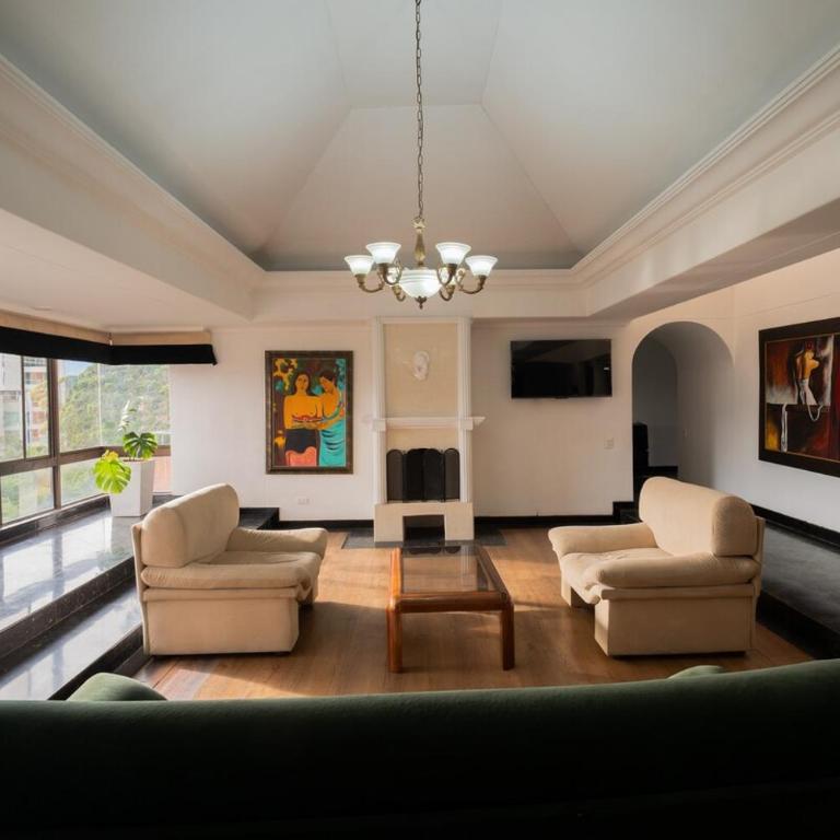 Apartamento amplio en El Poblado, cerca de Provenza - One-Bedroom Apartment - 9