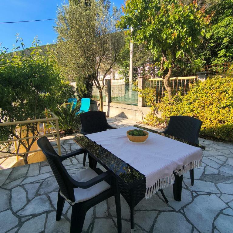 Villa Maestral - Three-Bedroom Villa - 12