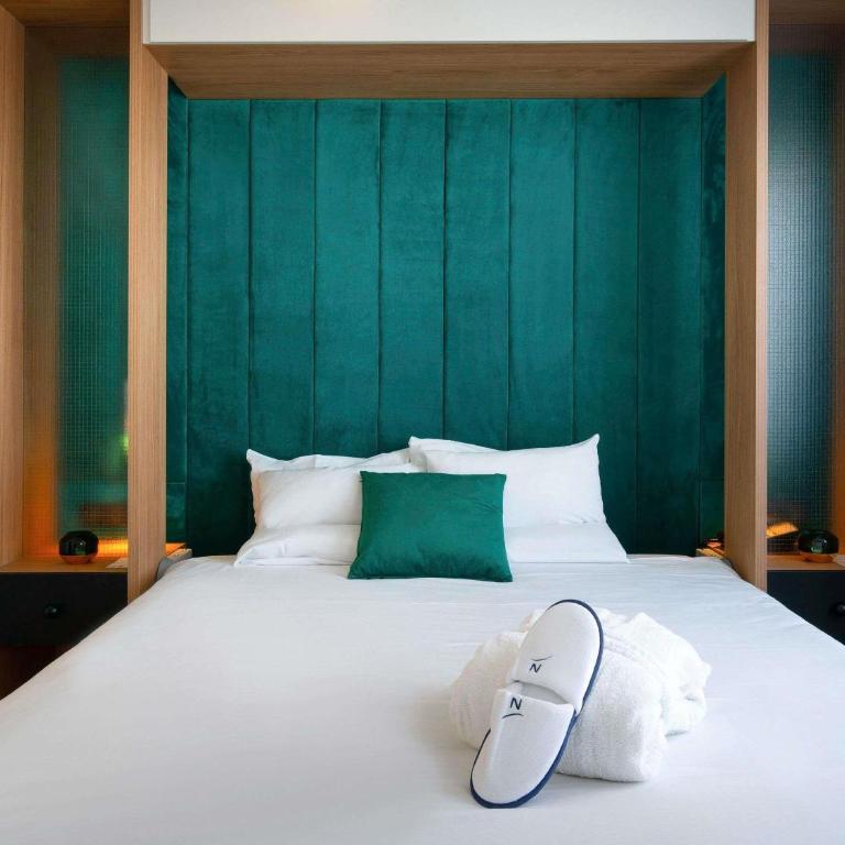 Novotel Paris Centre Gare Montparnasse - Suite avec 1 Lit Double et 1 Canapé-Lit - Terrasse - 5