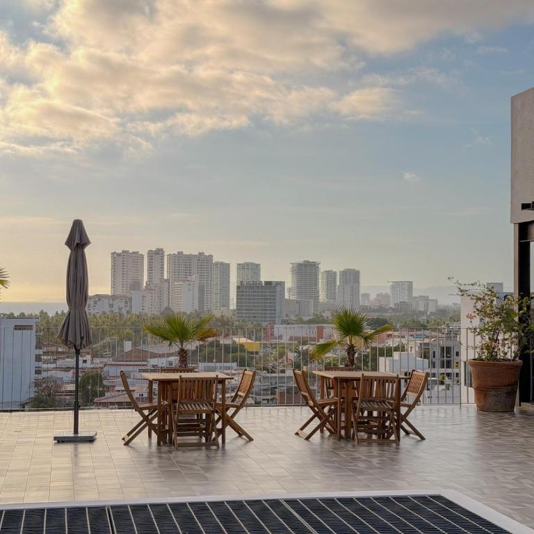 La Cozy Casa - One-Bedroom Apartment - 8