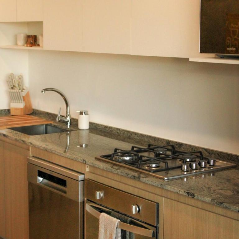 La Cozy Casa - One-Bedroom Apartment - 27