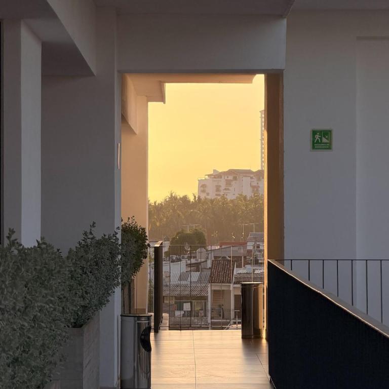 La Cozy Casa - One-Bedroom Apartment - 59