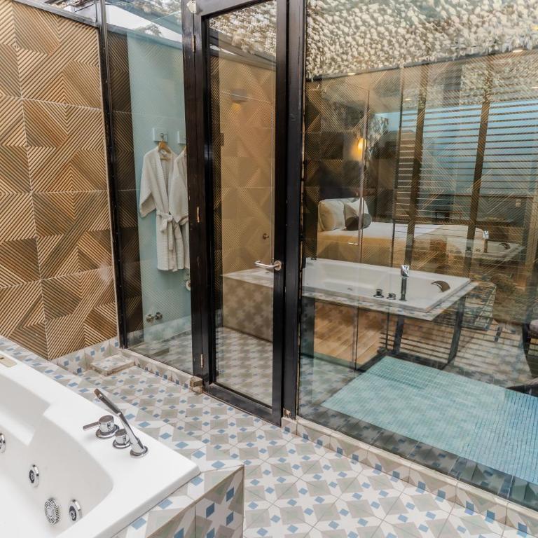 Aubrey Hotel Boutique - Suite con bañera de hidromasaje - 10