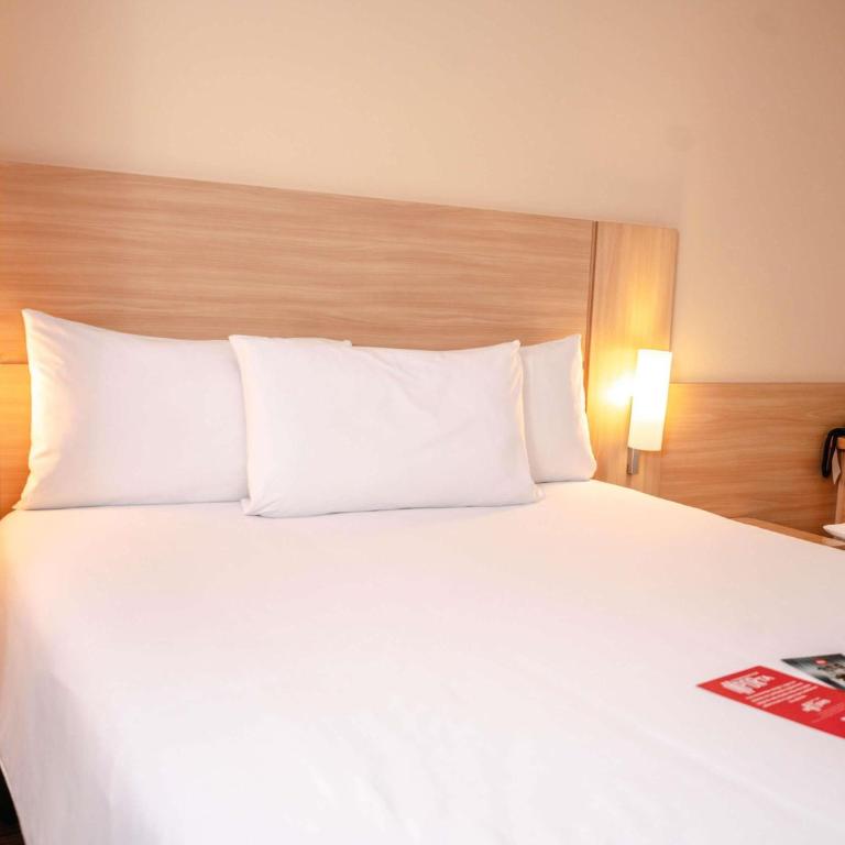 ibis Lima Larco Miraflores - Habitación Estándar - 1 cama doble y 1 individual - 4