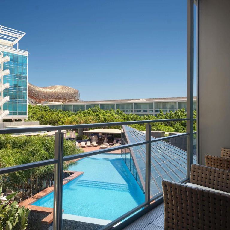 Sofitel Barcelona Skipper - Habitación Doble de lujo con balcón y vistas al jardín - 5