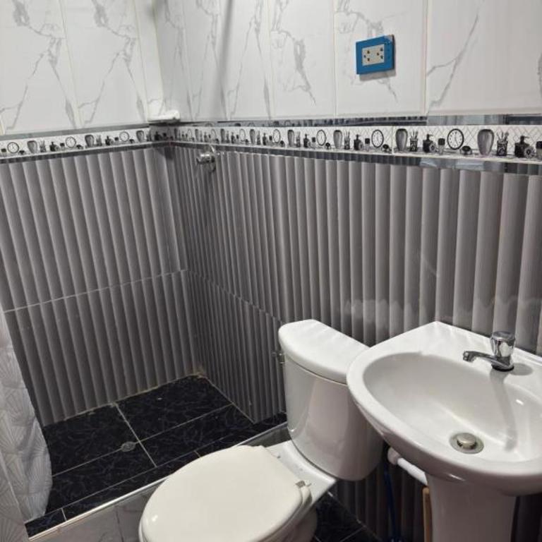 Apartamentos Golden - Three-Bedroom Apartment - 4