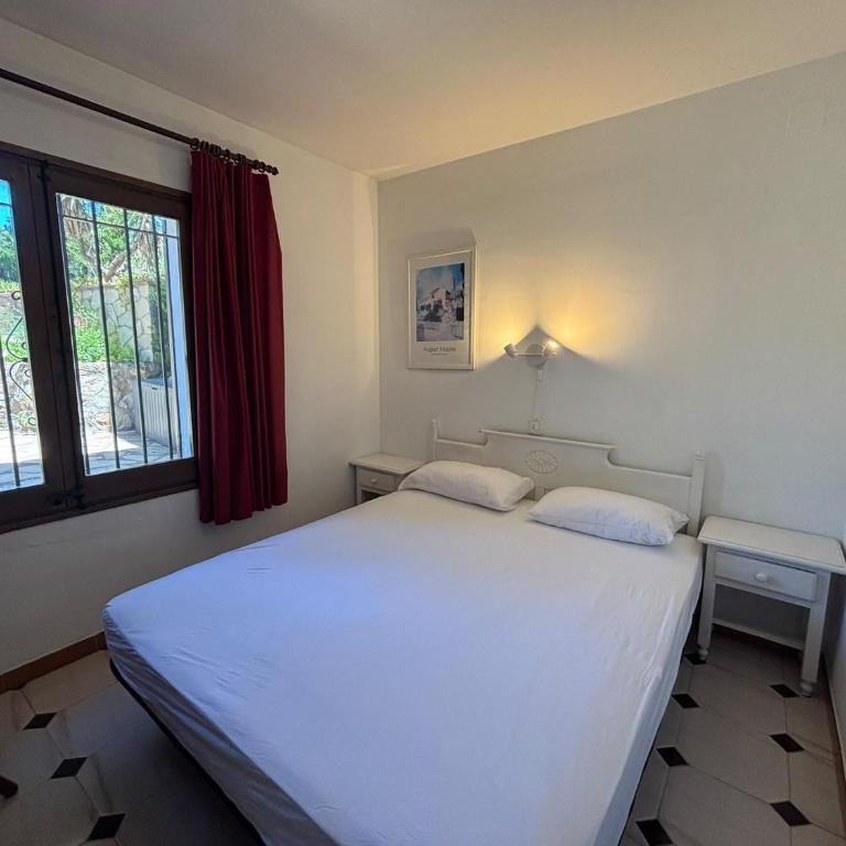 Casa Familiar con Jardín Privado y Piscina, Cerca de la Playa - L'Estartit - ES-323-82 - Maison de Vacances - 20