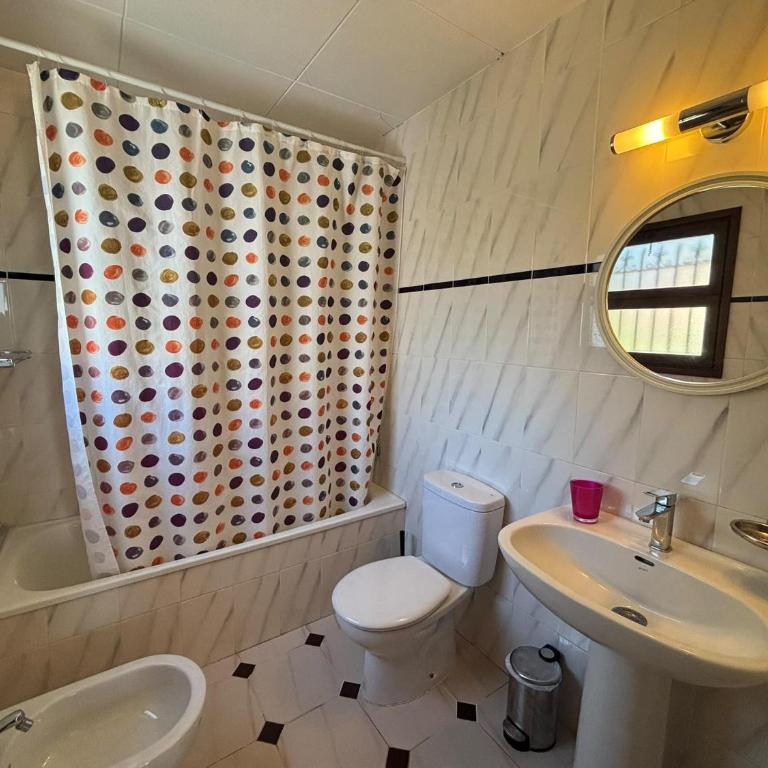 Casa Familiar con Jardín Privado y Piscina, Cerca de la Playa - L'Estartit - ES-323-82 - Maison de Vacances - 22