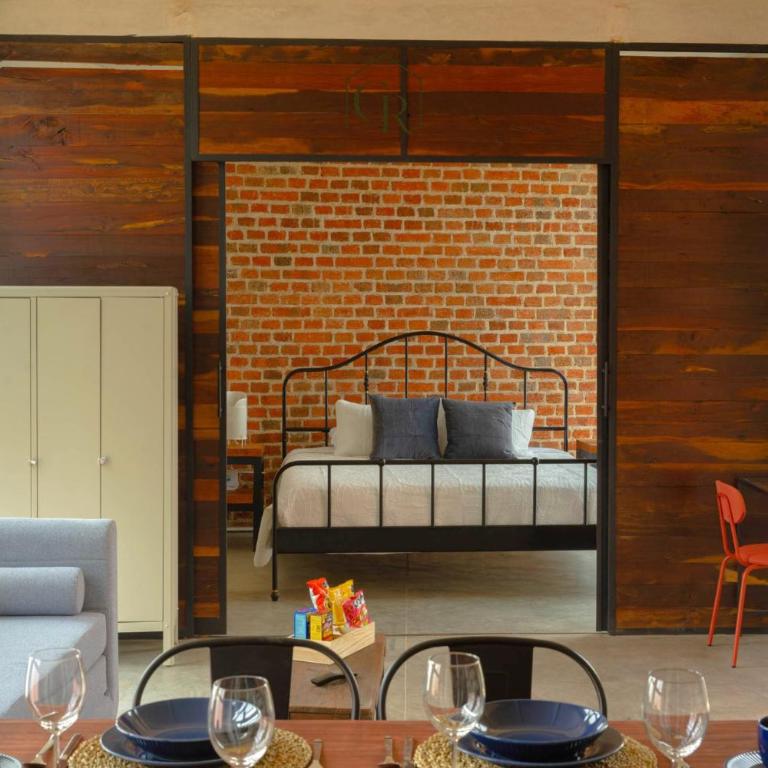 ÁMBAR LOFT - 1BR 1BA King Bed, AC & Private Terrace - One-Bedroom Apartment - 16