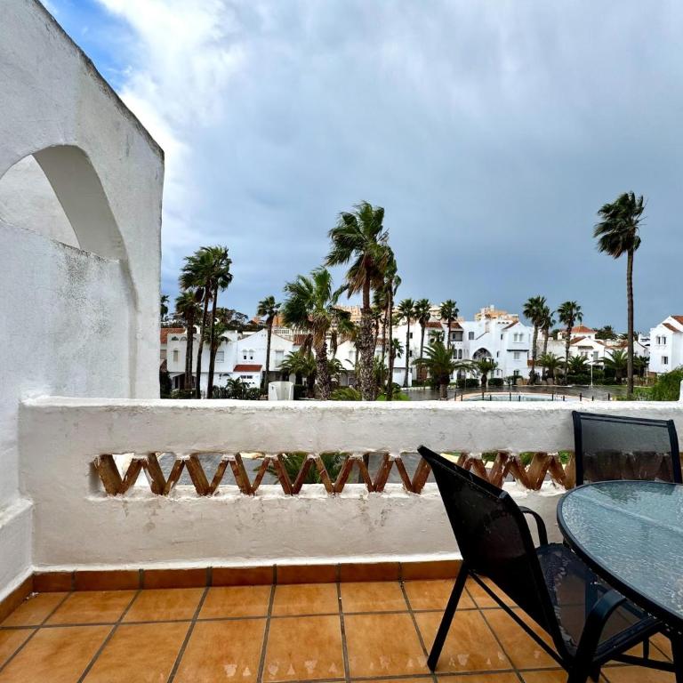 Chic Almerian Apartment with Pool for 4 - Apartamento de 1 dormitorio - 30