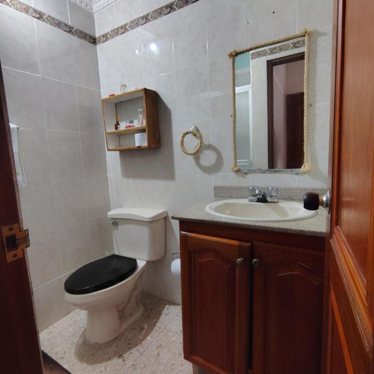 Casa Hostal Suite - Aire - Baño privado - Family Suite - 5