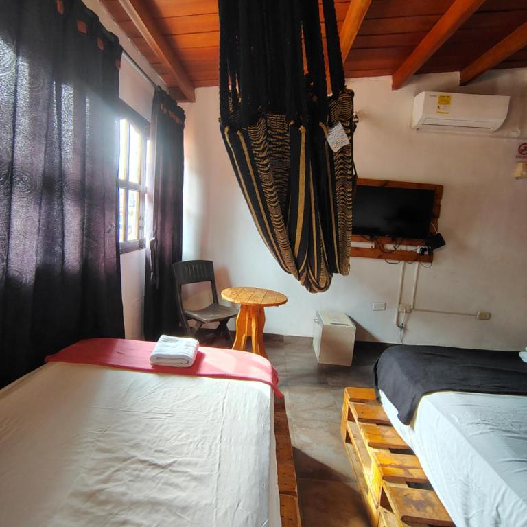Casa Hostal Suite - Aire - Baño privado - Family Suite - 7