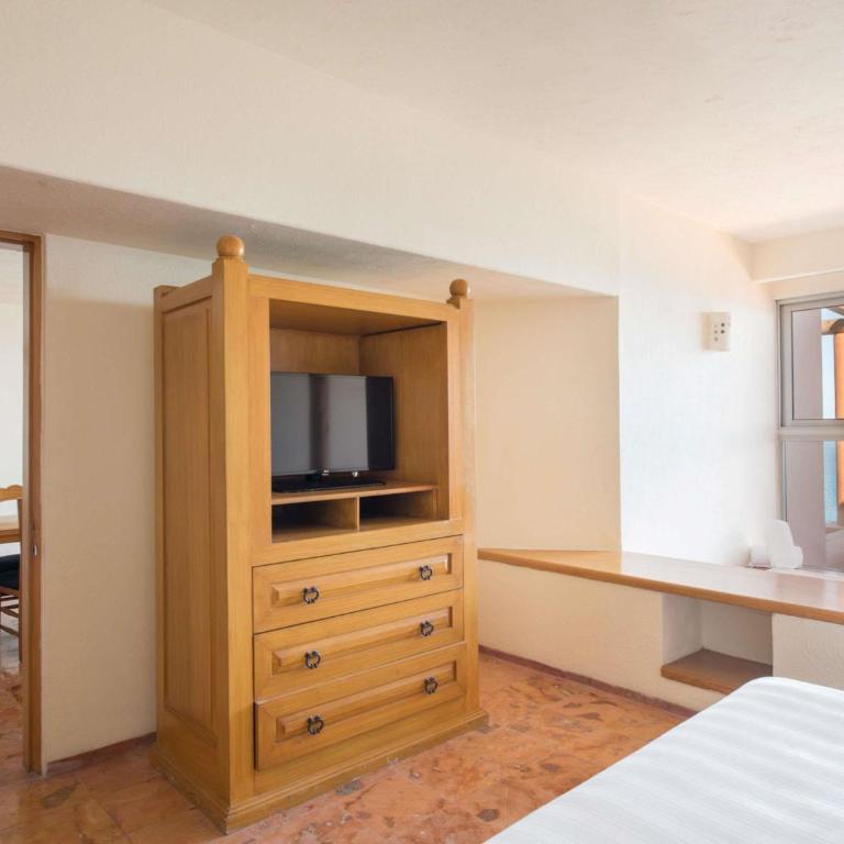 Club Regina Los Cabos - Habitación con cama extragrande - Adaptada para personas de movilidad reducida - 1