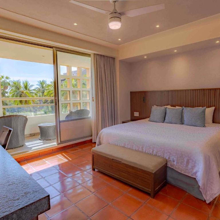 Club Regina Puerto Vallarta - Deluxe Executive Zimmer mit Kingsize-Bett und See- oder Gartenblick - Zugang zur Lounge - 4