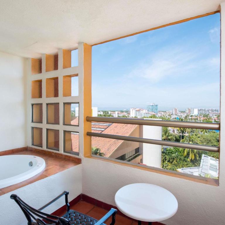 Club Regina Puerto Vallarta - Two-Bedroom Deluxe King Suite with Balcony, Jacuzzi and Lagoon View - 5