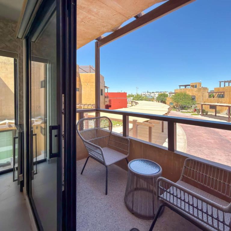 Luxury 3BR Villa Rooftop Pool Golf Views - Apartamento - 13