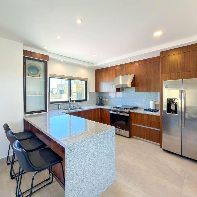 Luxury 3BR Villa Rooftop Pool Golf Views - Apartamento - 14