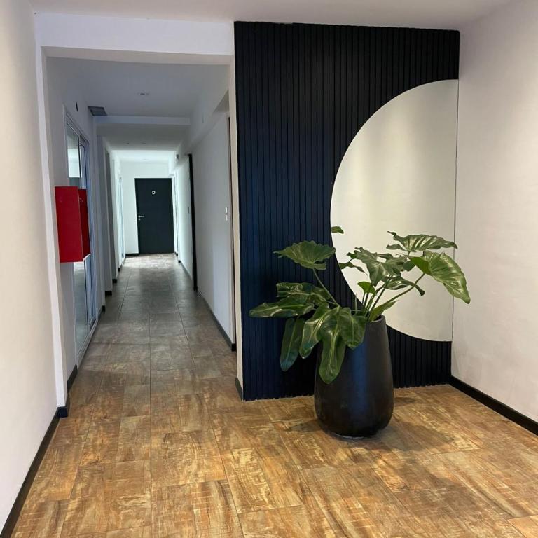 Monoambiente en el centro de Zarate - One-Bedroom Apartment - 9