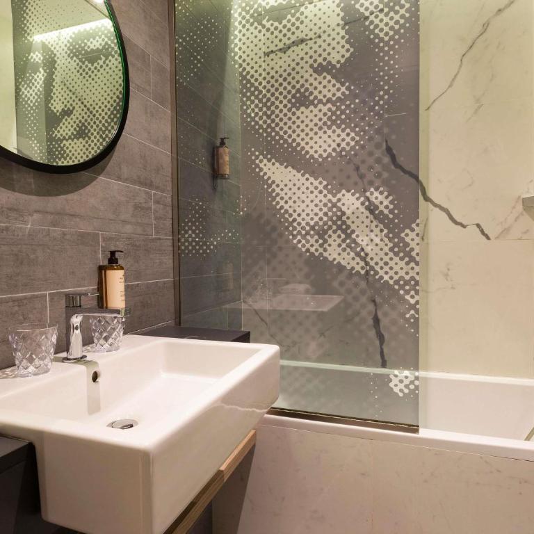 Mercure Paris Alesia - Chambre Double Supérieure avec Balcon - 3