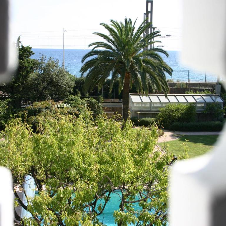 Villa Belle Rive - Chambre Triple Deluxe - Vue sur Mer - 7