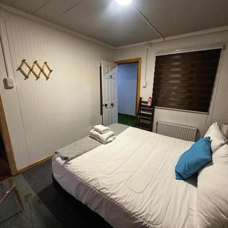 El Refugio - Double Room with Private Bathroom - 13