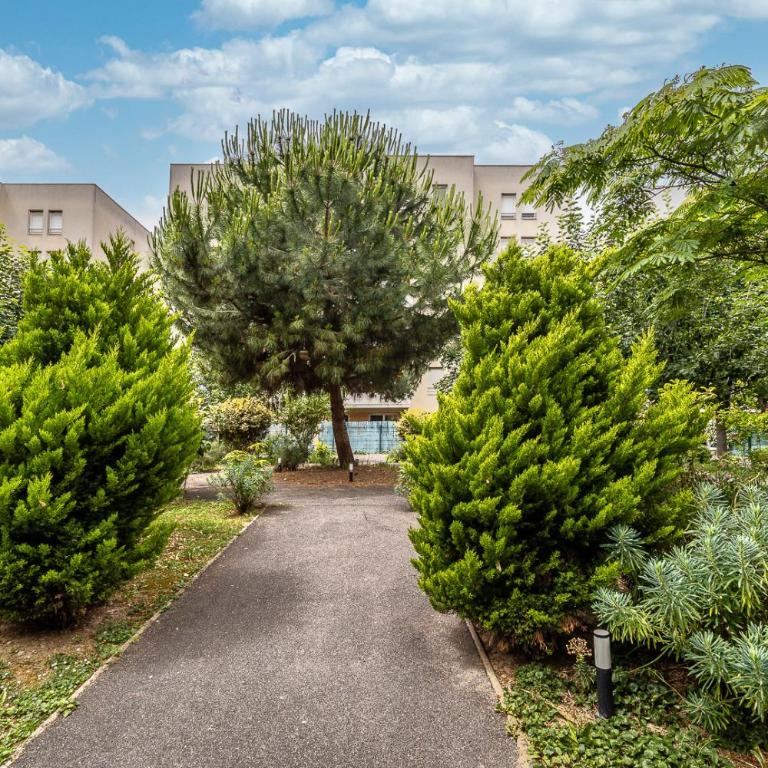 Escapade du Stade BY UTA HOUSE - Two-Bedroom Apartment - 23