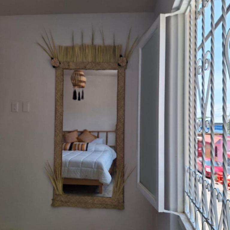 comfortable, spacious, central with a pool and terrace - Three-Bedroom Apartment - 13