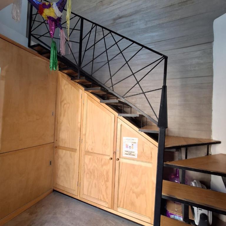 comfortable, spacious, central with a pool and terrace - Three-Bedroom Apartment - 36