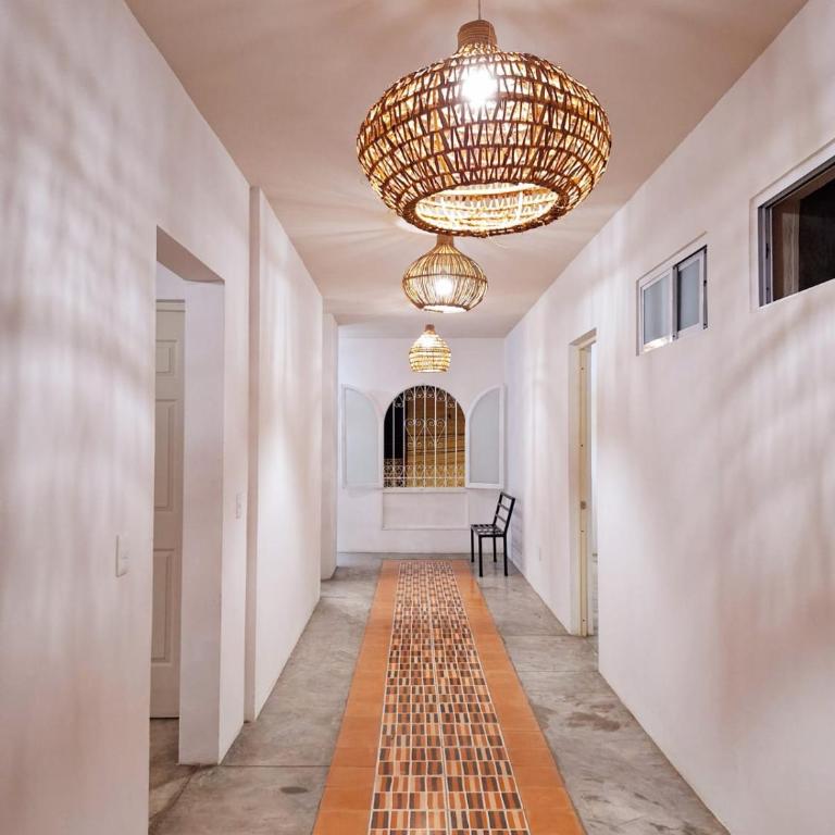 comfortable, spacious, central with a pool and terrace - Three-Bedroom Apartment - 58