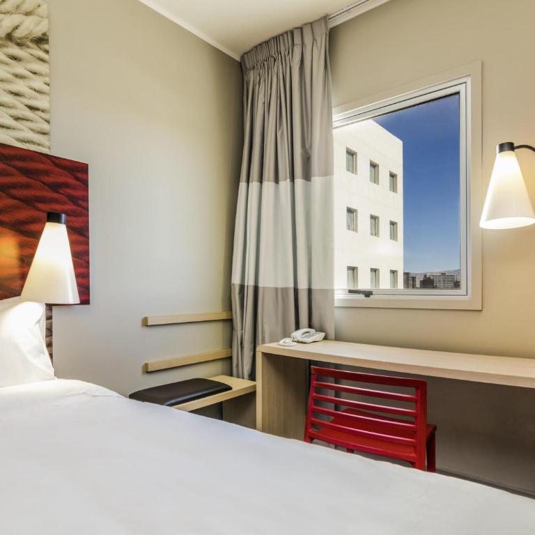 ibis Calama - Standard Queen Room - 2