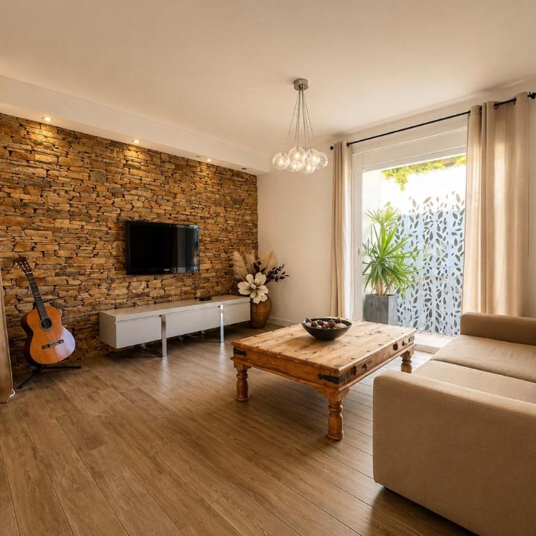Appartement de charme avec terrasse Centre Porto-Vecchio - Apartamento de 2 dormitorios - 2