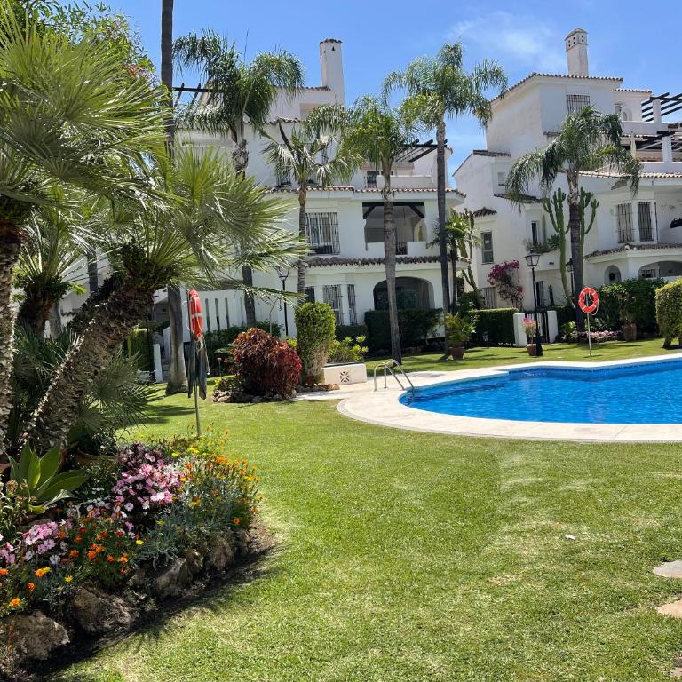 Golf & Pool Oasis near Puerto Banús - Apartamento de 3 dormitorios - 54