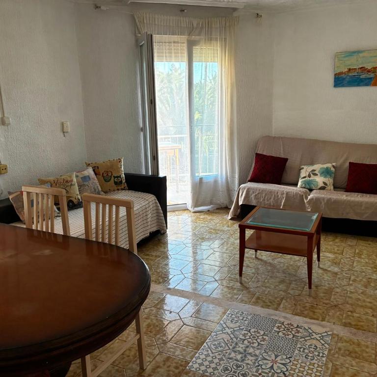 Santa Pola well located apartment with balcony - Apartamento de 3 dormitorios - 5