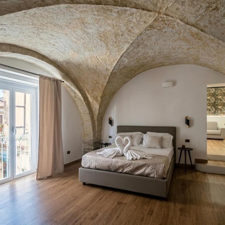 AUREA 33 Dimora d' Arte - Deluxe Apartment mit 1 Schlafzimmer - 4