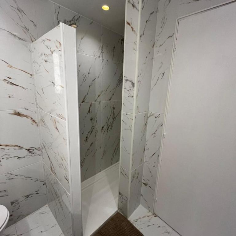 Appartement T2 Terrasse 50m2 plein sud Parking 5 min de la plage - Appartamento con 1 Camera da Letto - 2