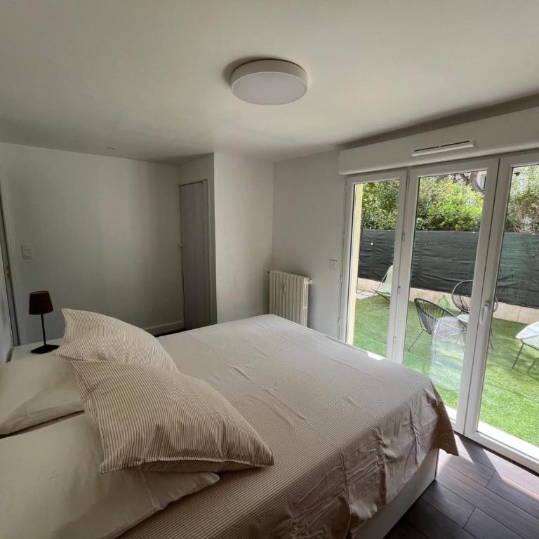 Appartement T2 Terrasse 50m2 plein sud Parking 5 min de la plage - Appartamento con 1 Camera da Letto - 16