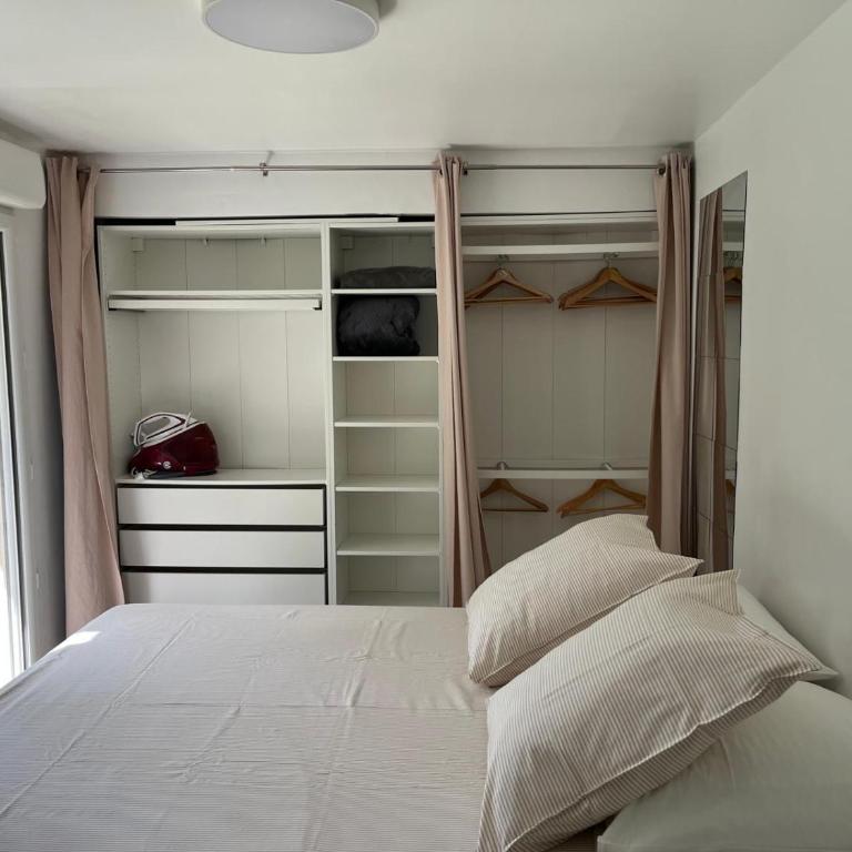 Appartement T2 Terrasse 50m2 plein sud Parking 5 min de la plage - Appartamento con 1 Camera da Letto - 20