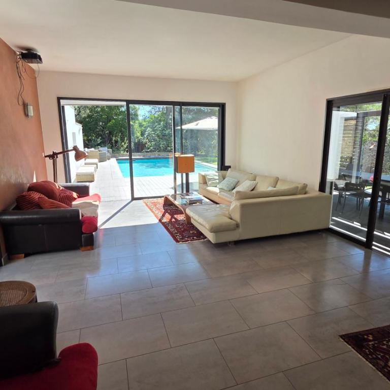villa d'engance et ses dépendances - Villa - 14