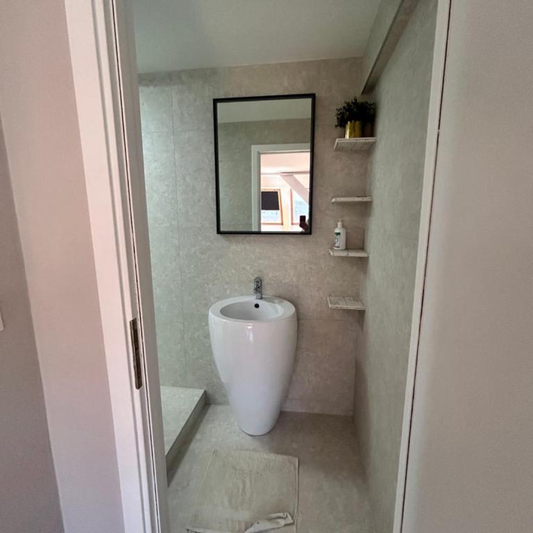 Central attic apartment in a heritage building - Apartman sa 2 Spavaće Sobe - 23