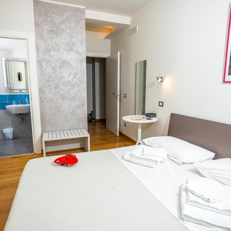 Ánemos b&b - Doppelzimmer mit Balkon - 13