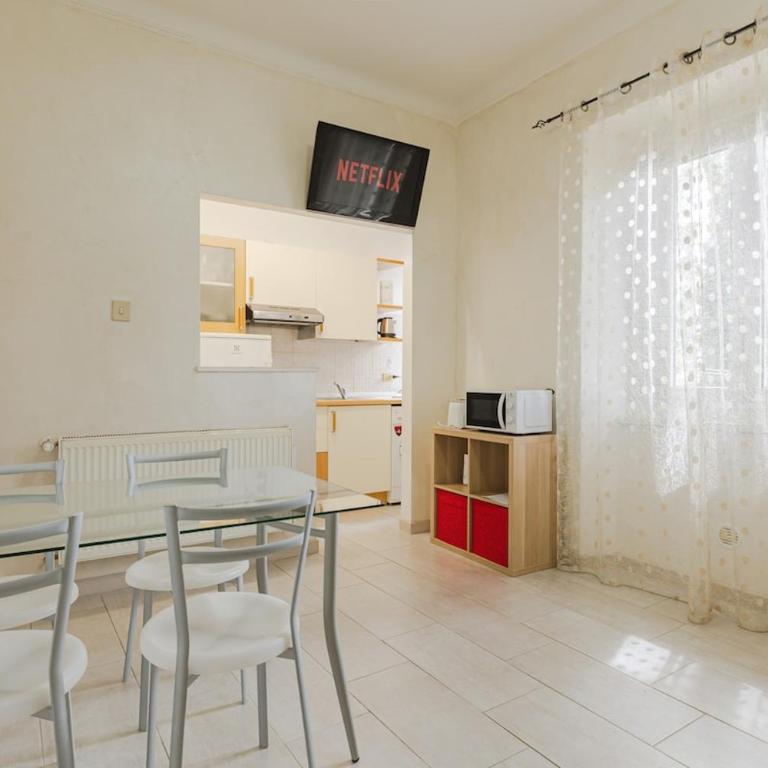 Free Parking & Netflix Quiet Suite Into Nature - Appartamento con 2 Camere da Letto - 13