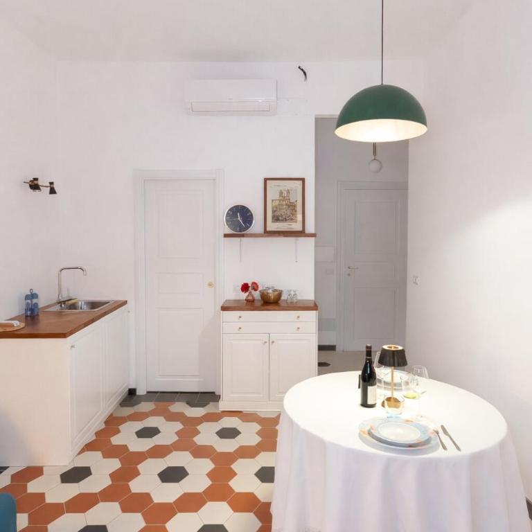 Apartment a short walk from the center, 150m from Metro A - Appartement 1 Chambre - 10