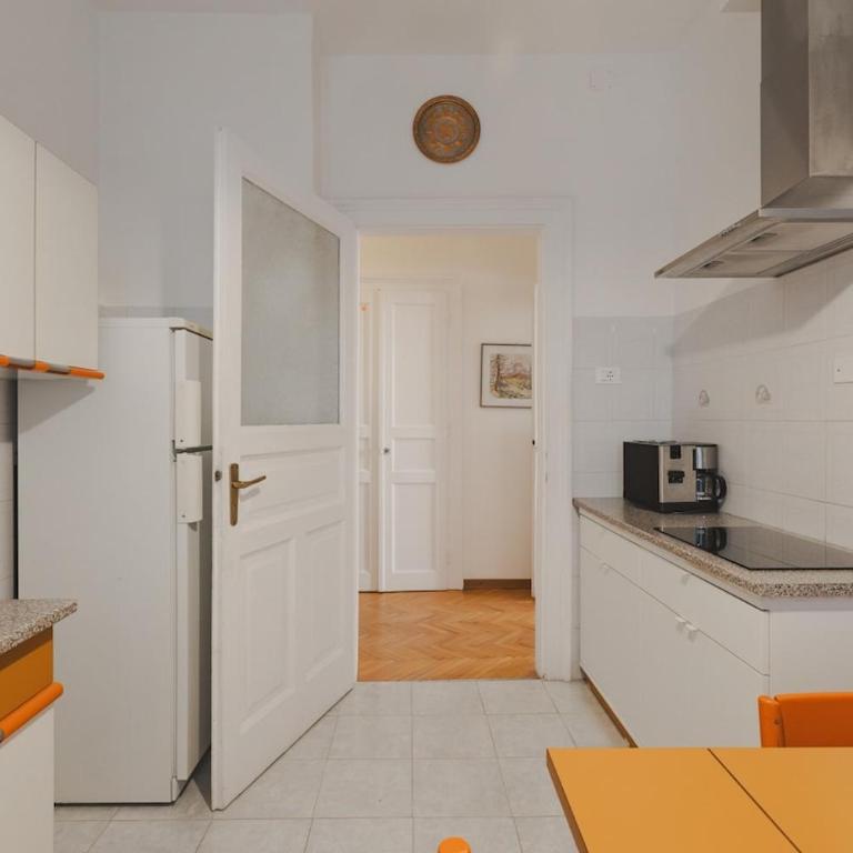 Fast Fibra Wifi & Netflix Galileo Galilei Suite - Appartamento con 2 Camere da Letto - 10