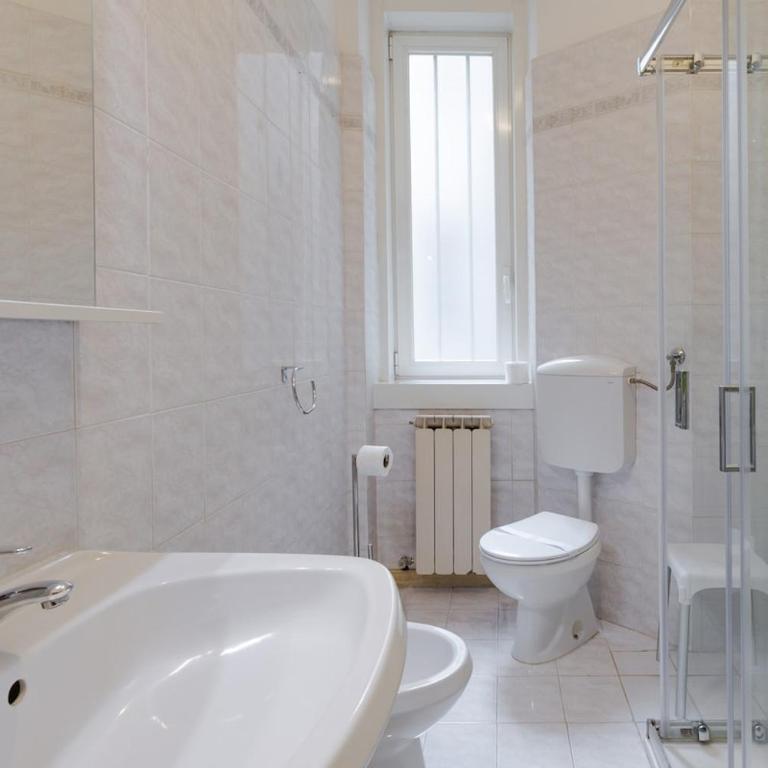 Fast Fibra Wifi & Netflix Galileo Galilei Suite - Appartamento con 2 Camere da Letto - 24