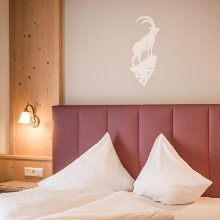 Hotel Schönegg - Superior Doppelzimmer mit Balkon - 12