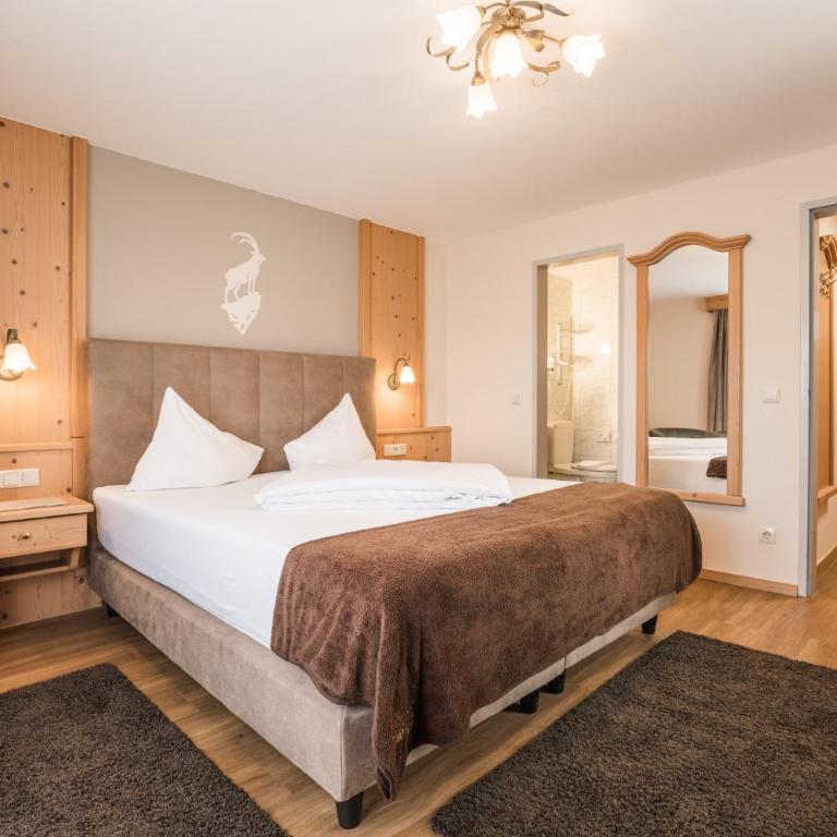 Hotel Schönegg - Doppelzimmer mit Balkon - 5