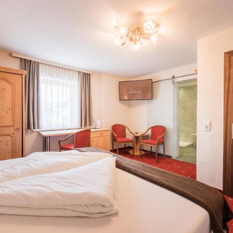 Hotel Schönegg - Kleines Doppelzimmer - 4