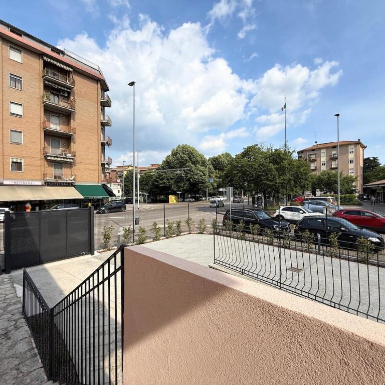 Villa with 3 suites, garage and 4 parking spaces - Casa de 4 dormitorios - 36