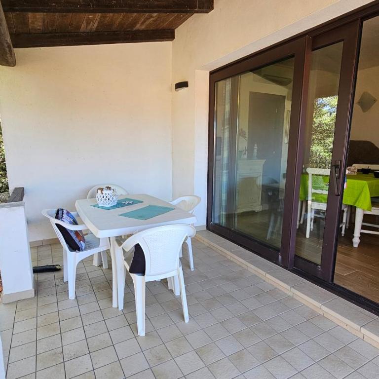 Porto Quadro vista Mare e vista Corsica - One-Bedroom House - 5
