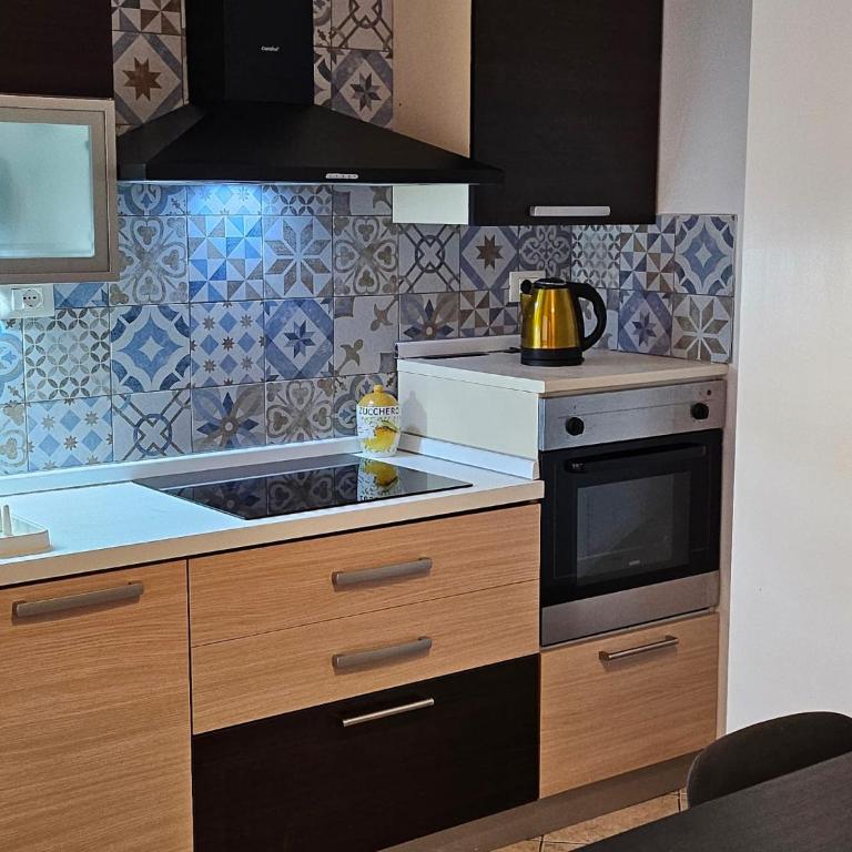 Alba holiday house - Appartamento con 2 Camere da Letto e Balcone - 8